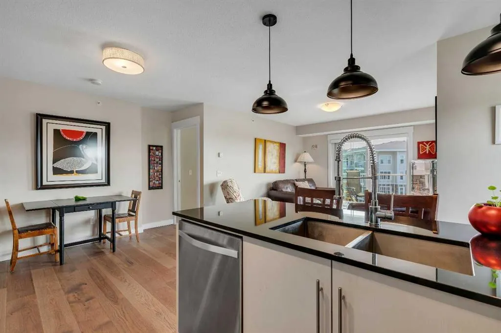 11 Mahogany Row SE, #1401