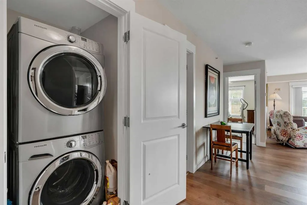 11 Mahogany Row SE, #1401
