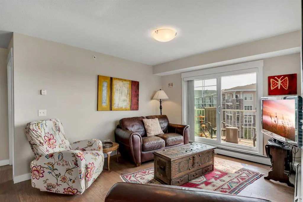 11 Mahogany Row SE, #1401