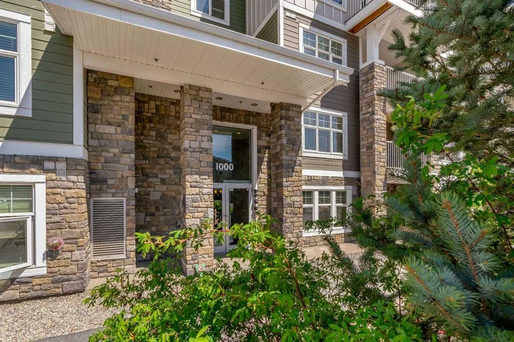 11 Mahogany Row SE, #1401