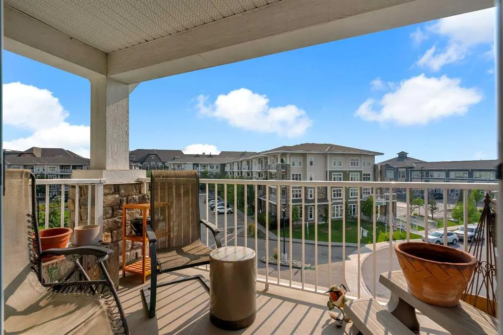 11 Mahogany Row SE, #1401