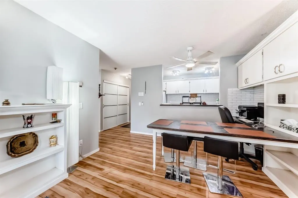 1712 38 Street SE, #306