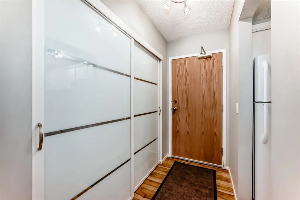 1712 38 Street SE, #306