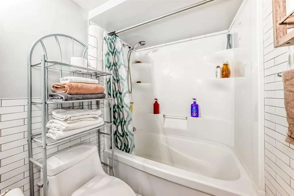1712 38 Street SE, #306