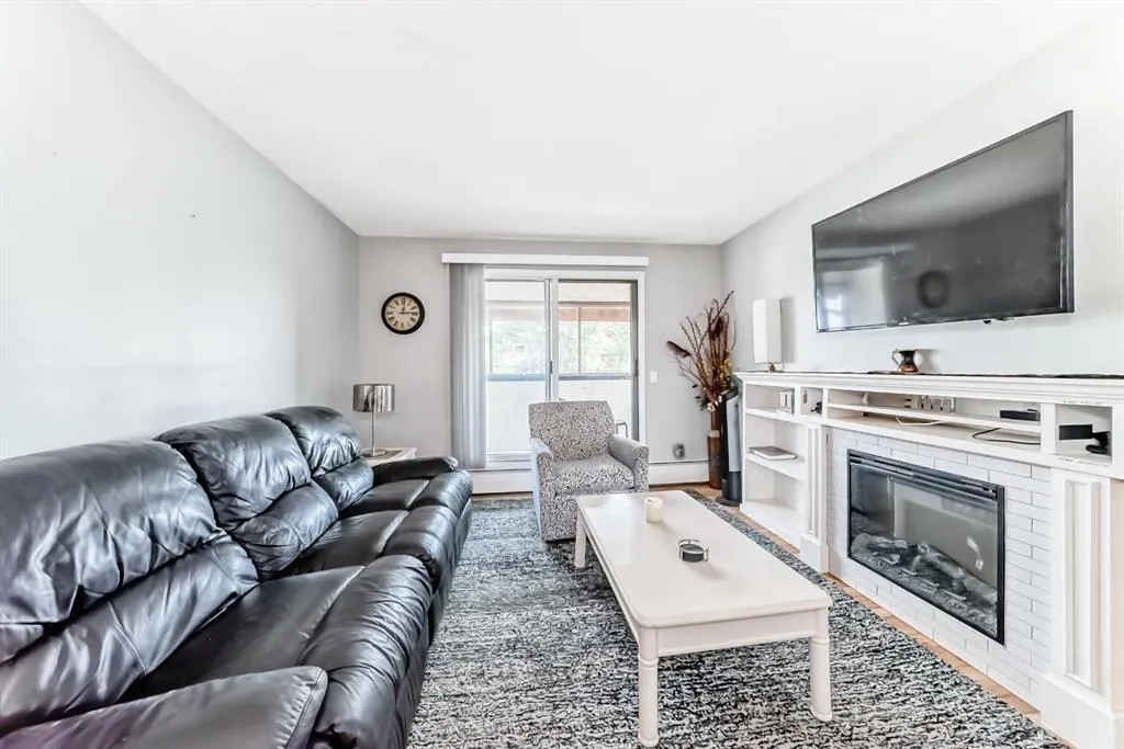 1712 38 Street SE, #306