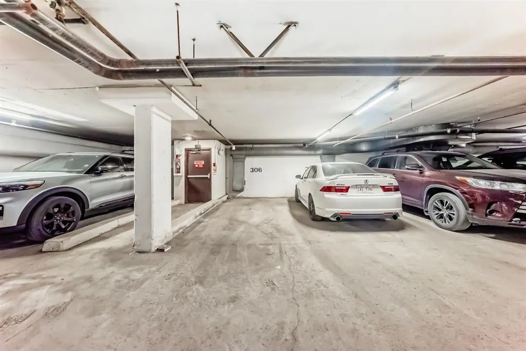 1712 38 Street SE, #306