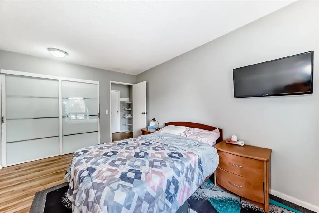 1712 38 Street SE, #306