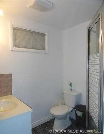 423 3A Street W