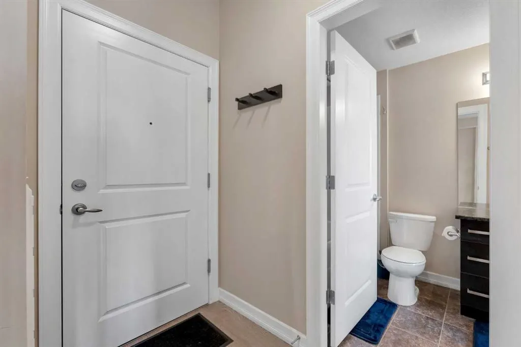 117 Copperpond Common SE, #311