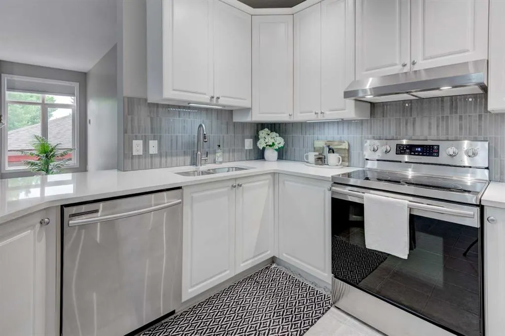 1211 Lake Fraser Green SE, #1211