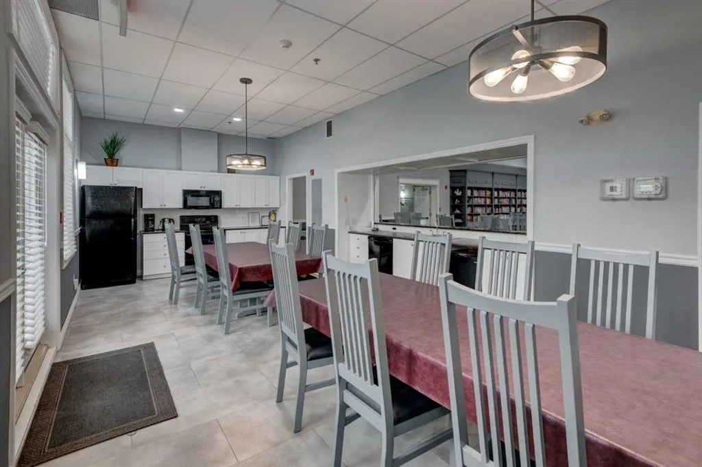 1211 Lake Fraser Green SE, #1211