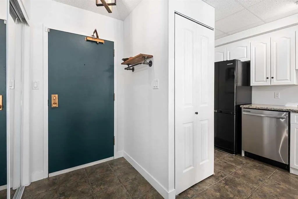 300 Meredith Road NE, #515