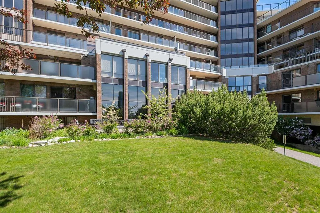300 Meredith Road NE, #515