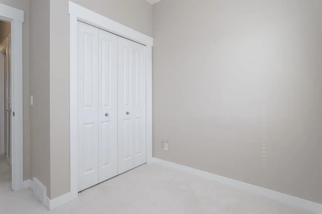 5305 32 Avenue SW, #3102