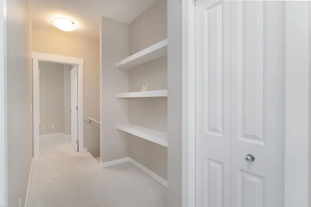 5305 32 Avenue SW, #3102