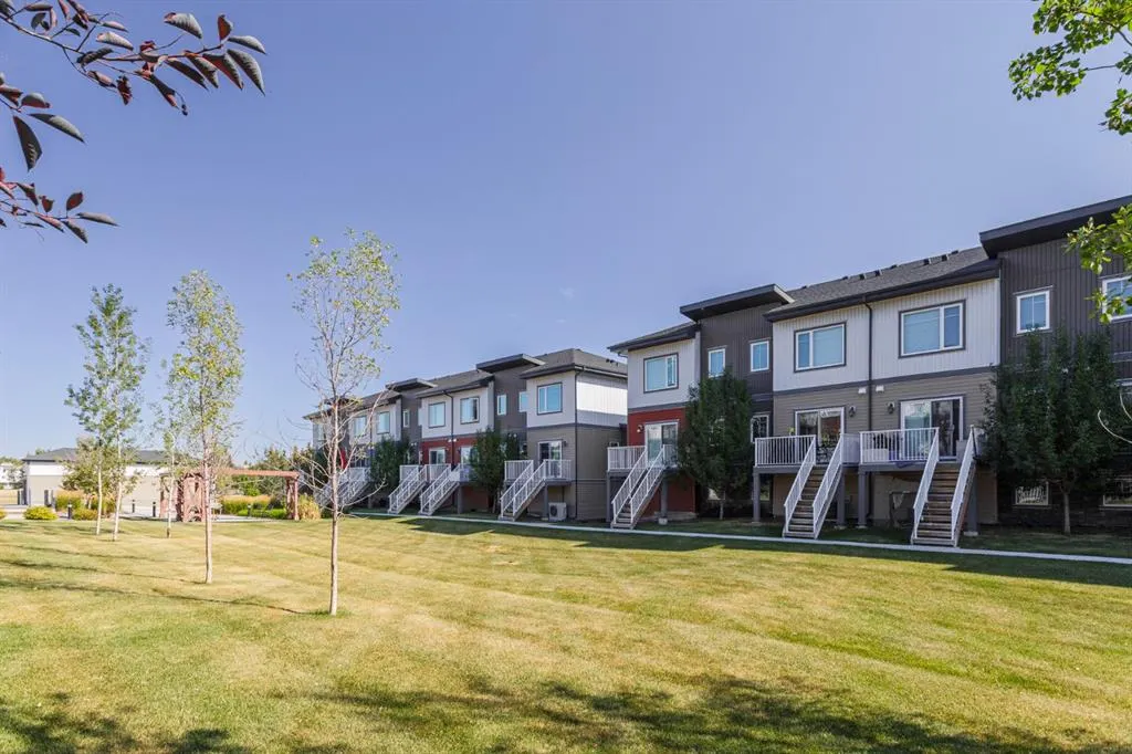 5305 32 Avenue SW, #3102