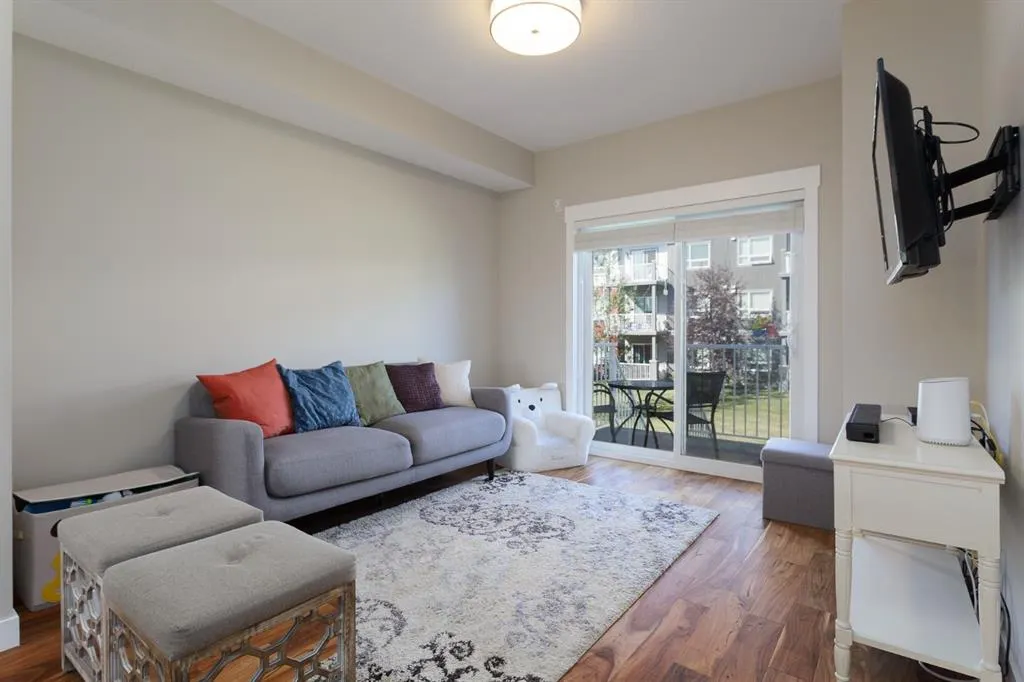 5305 32 Avenue SW, #3102