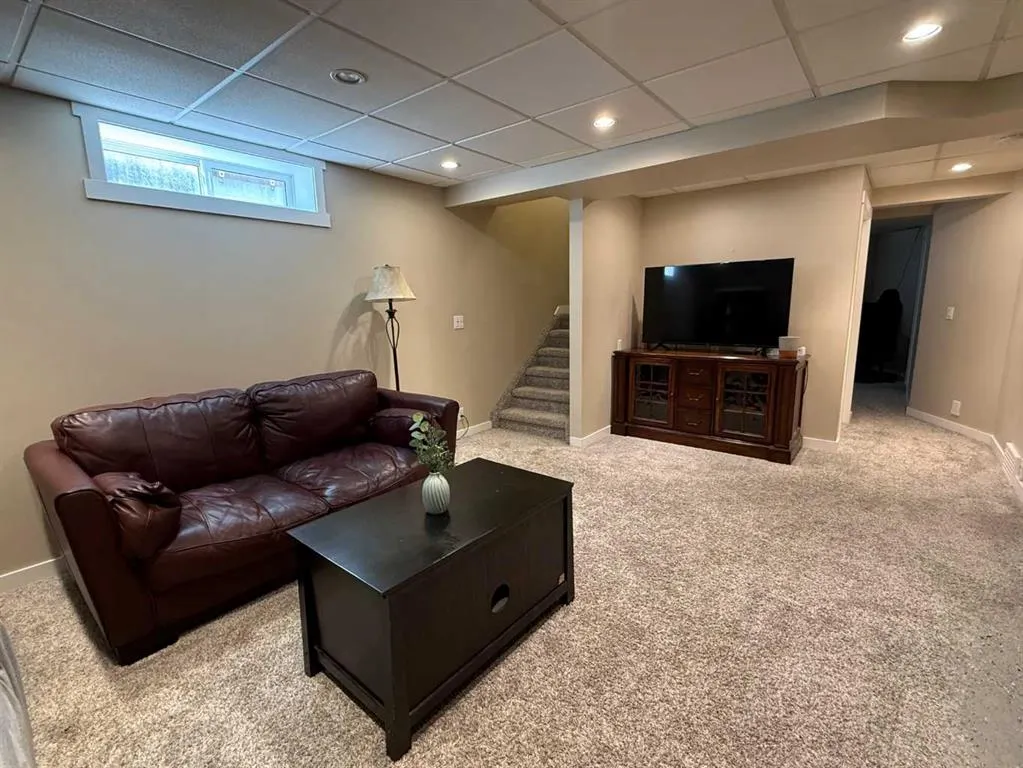86 Tuscany Ridge View NW