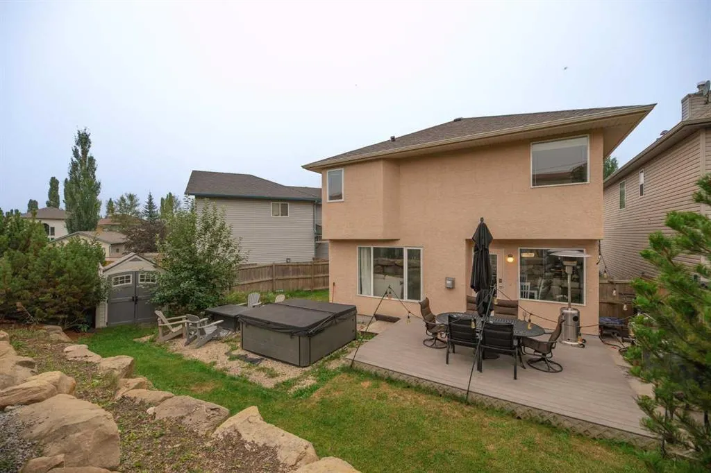 86 Tuscany Ridge View NW