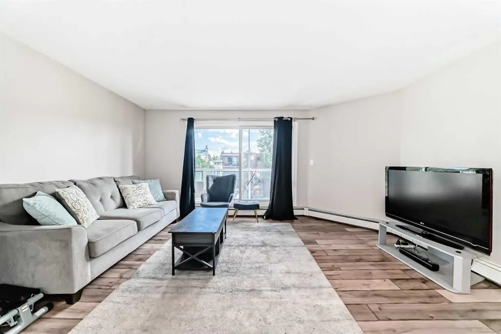 1826 11 Avenue SW, #401