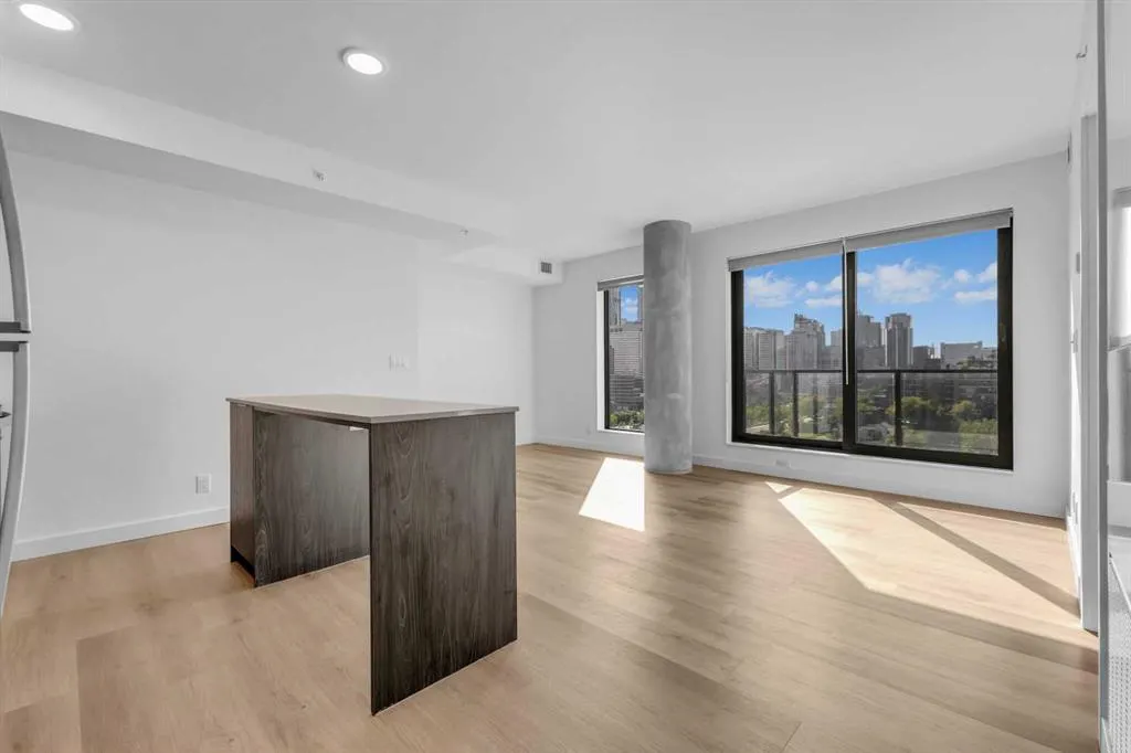 123 4 Street NE, #1313