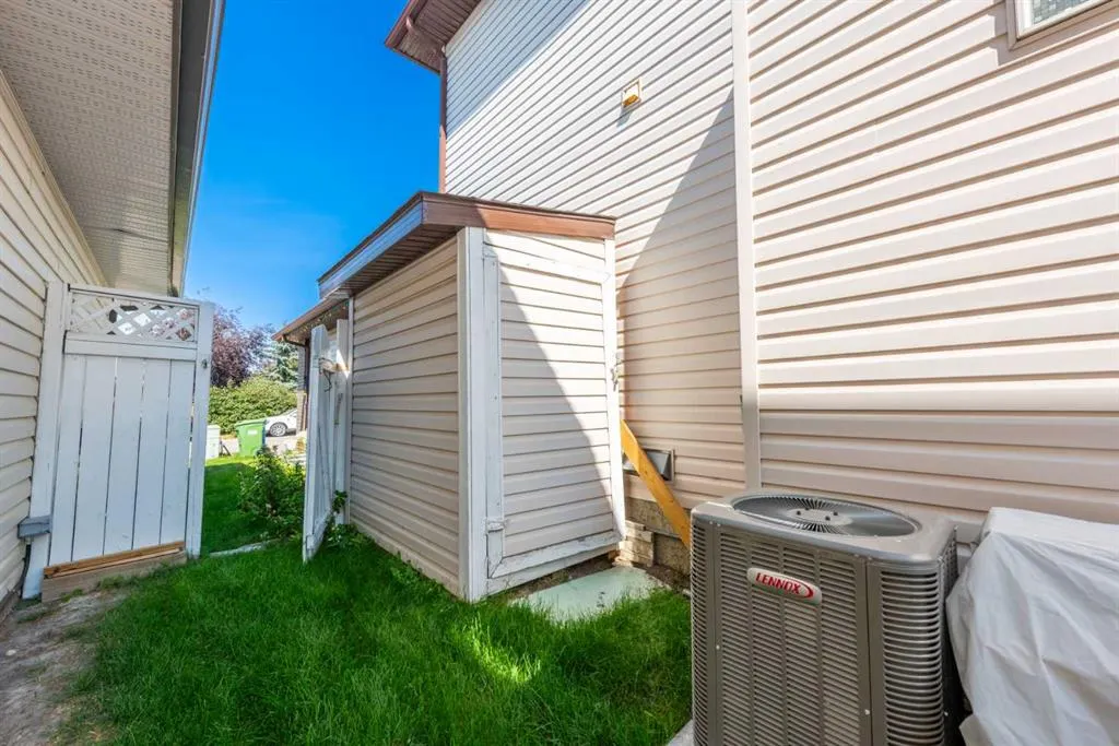 58 Citadel Crest Circle NW