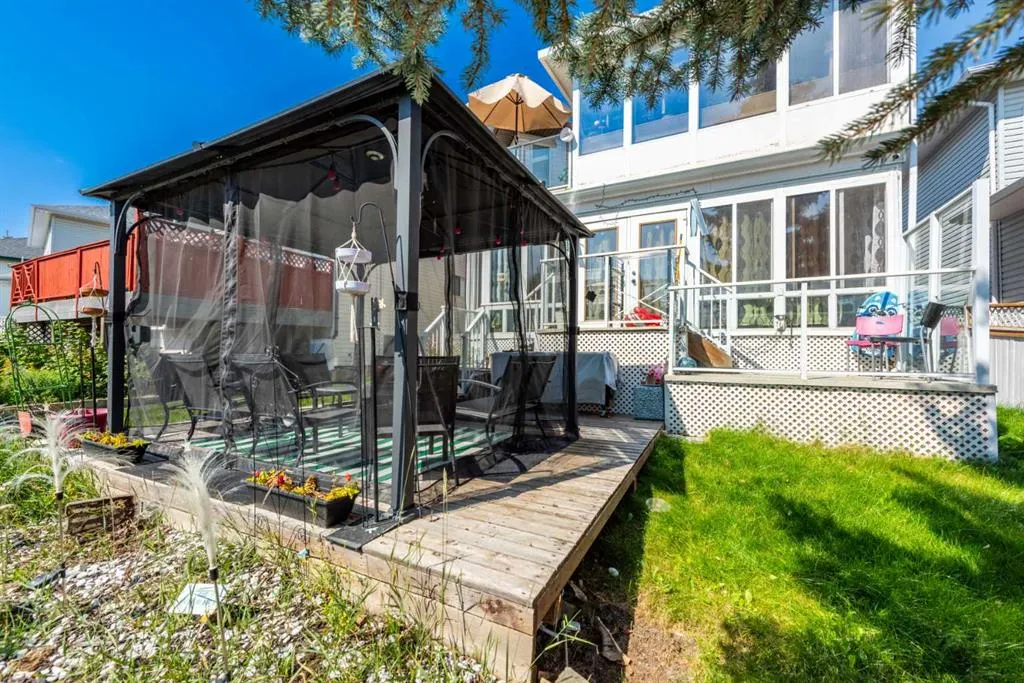 58 Citadel Crest Circle NW