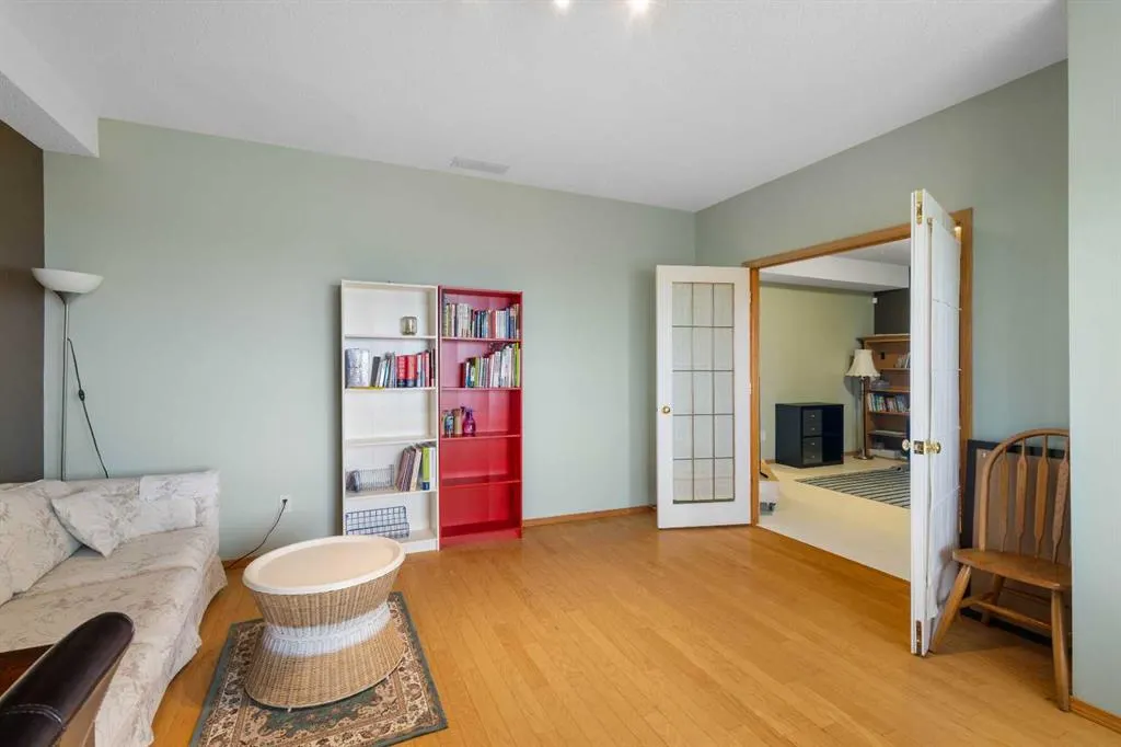 212 Hampstead Gardens NW