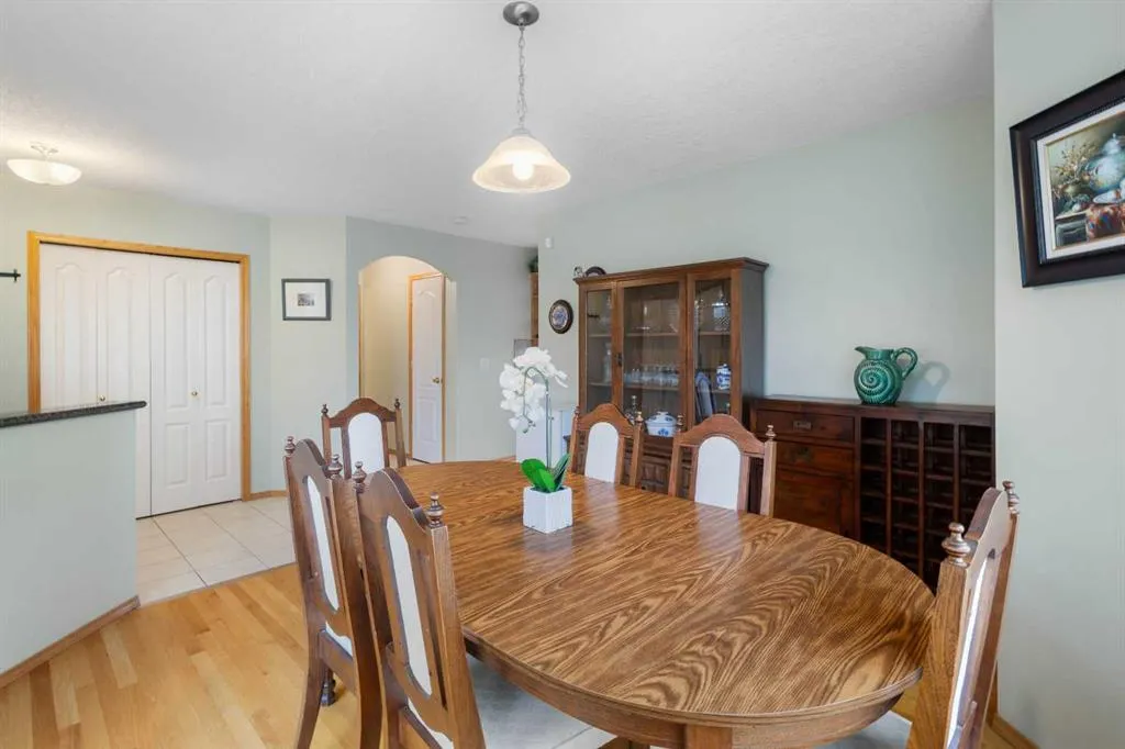212 Hampstead Gardens NW