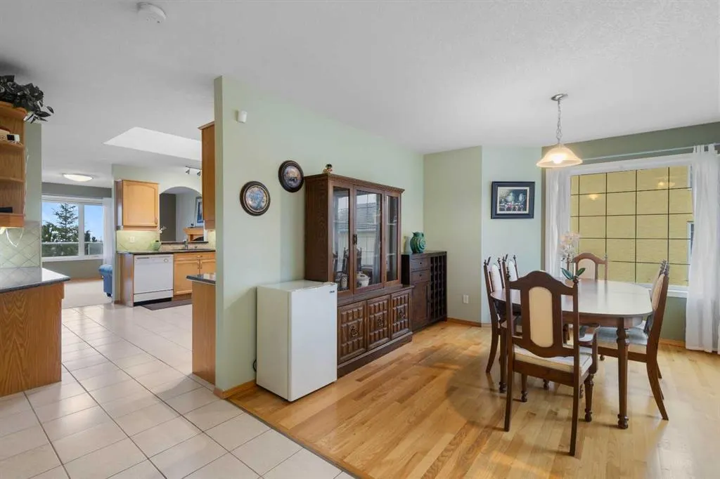 212 Hampstead Gardens NW