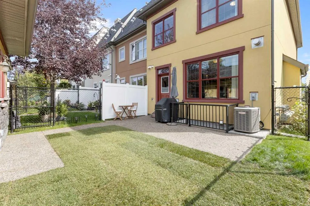 284 Quarry Park Boulevard SE