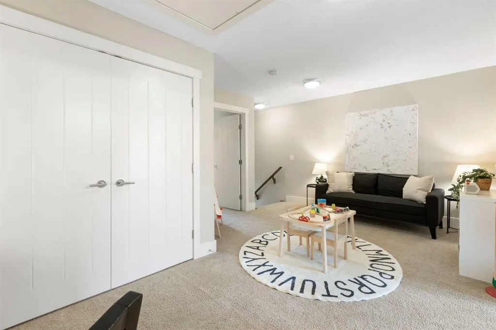 284 Quarry Park Boulevard SE