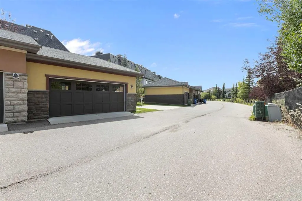 284 Quarry Park Boulevard SE
