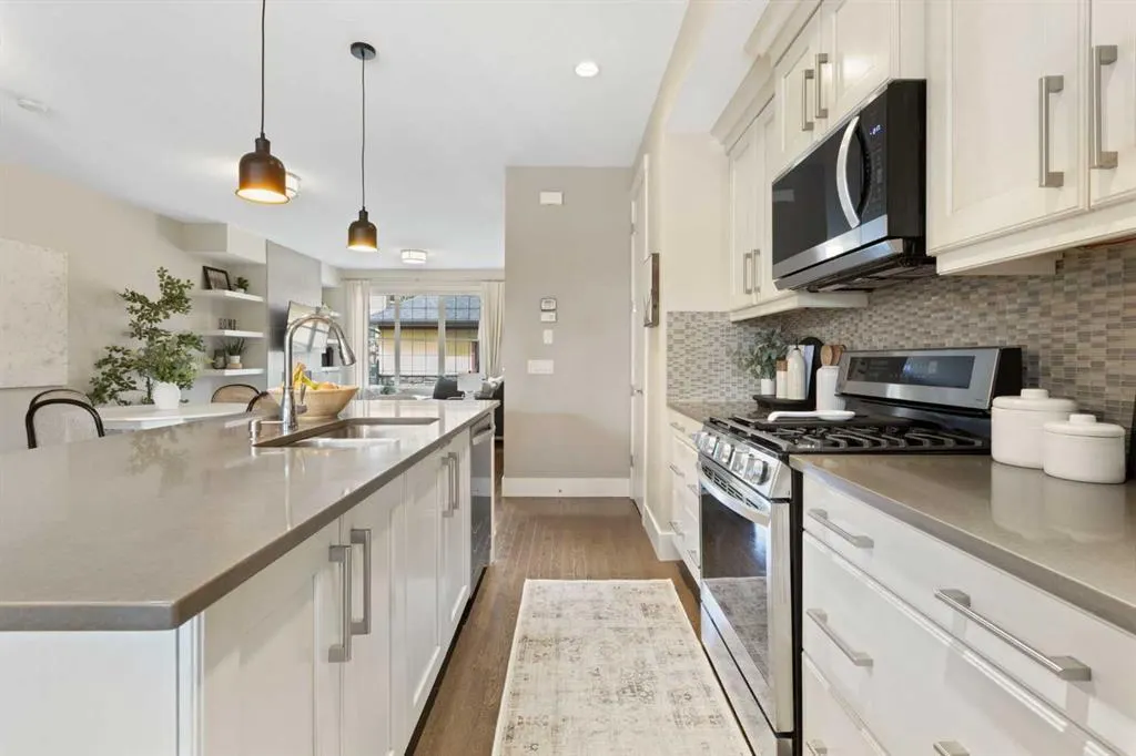 284 Quarry Park Boulevard SE
