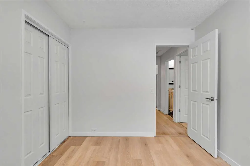 300 Sackville Drive SW