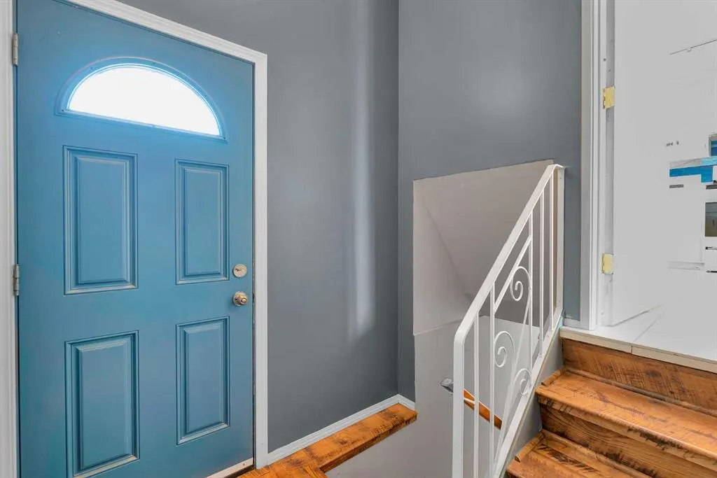 300 Sackville Drive SW