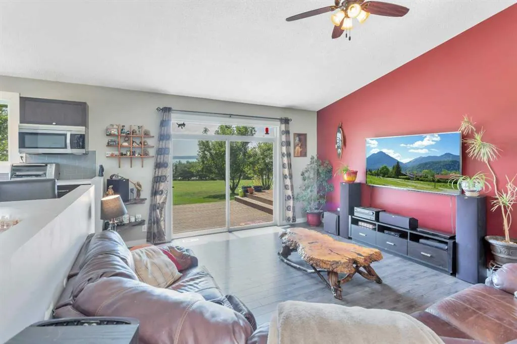 2230 Rainy Creek Road