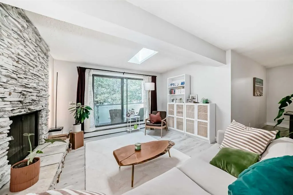 2114 17 Street SW, #403