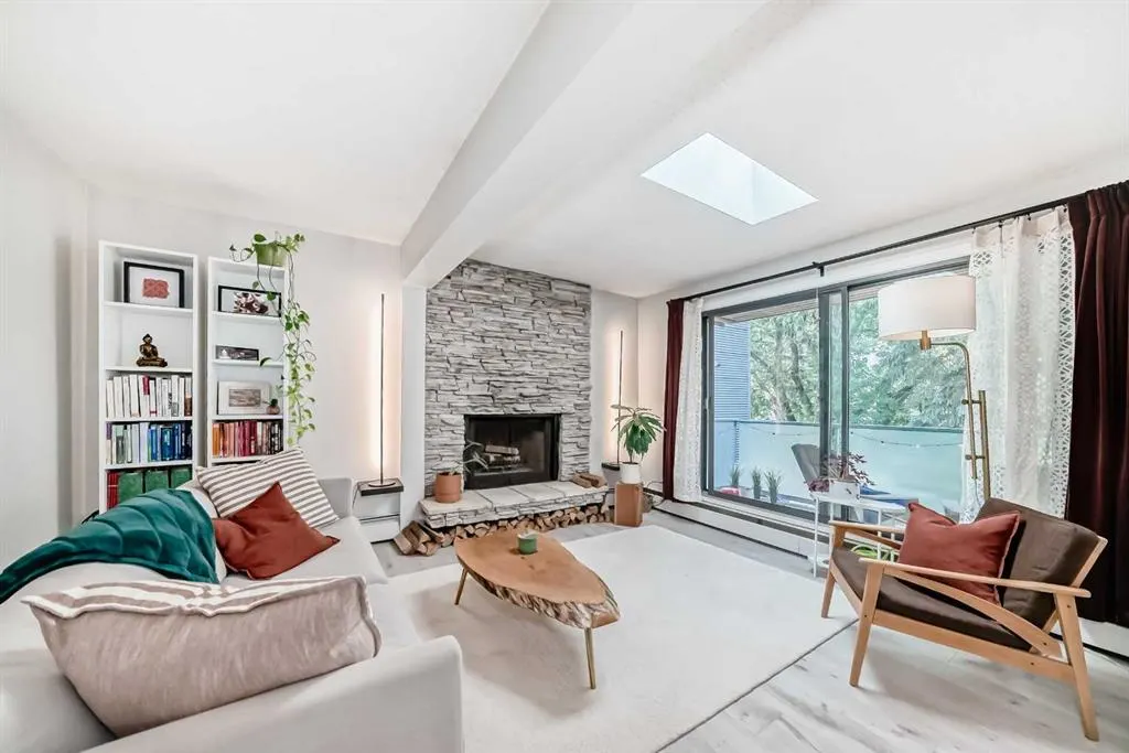 2114 17 Street SW, #403