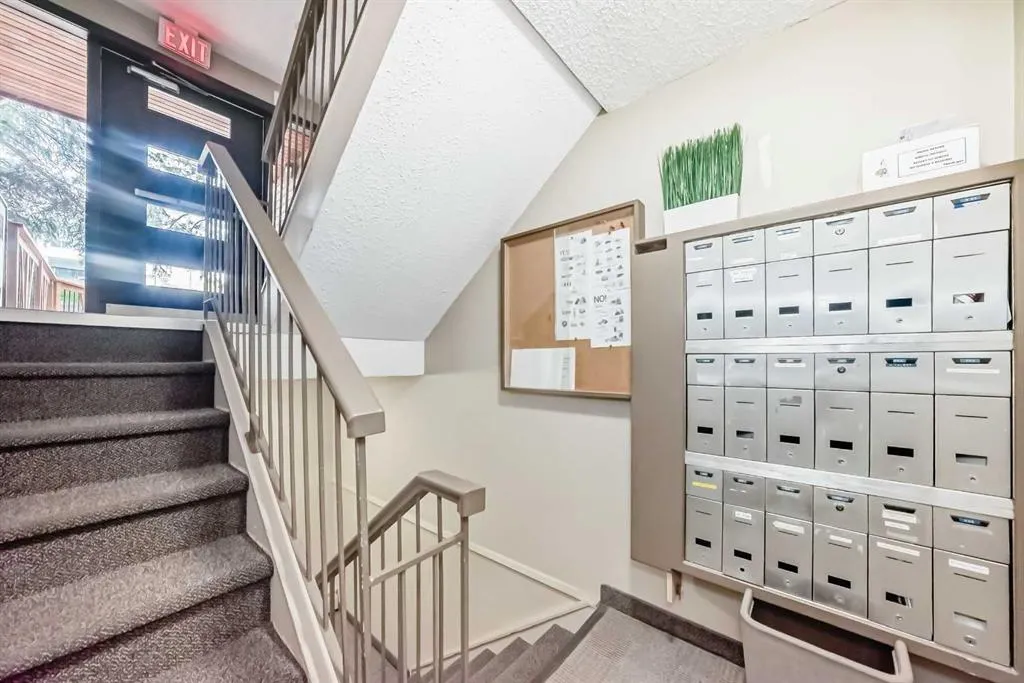 2114 17 Street SW, #403