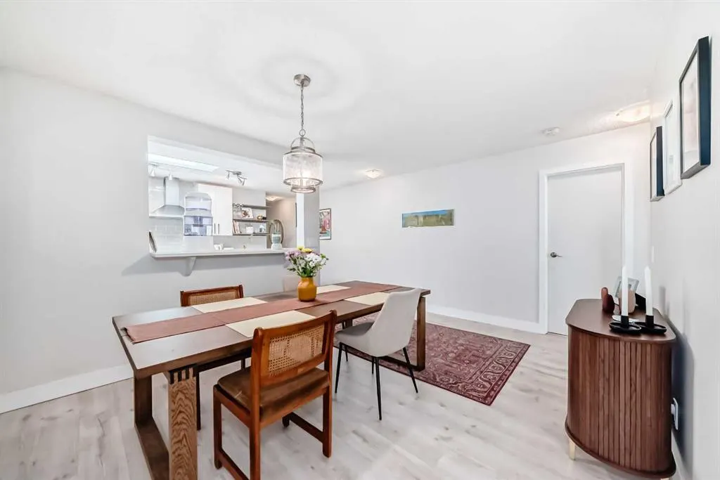2114 17 Street SW, #403