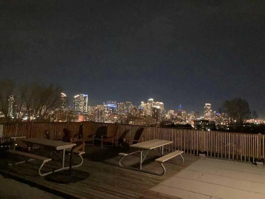 2114 17 Street SW, #403