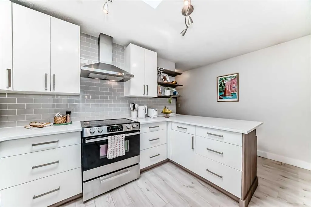 2114 17 Street SW, #403