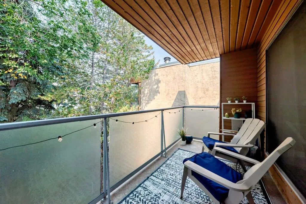 2114 17 Street SW, #403