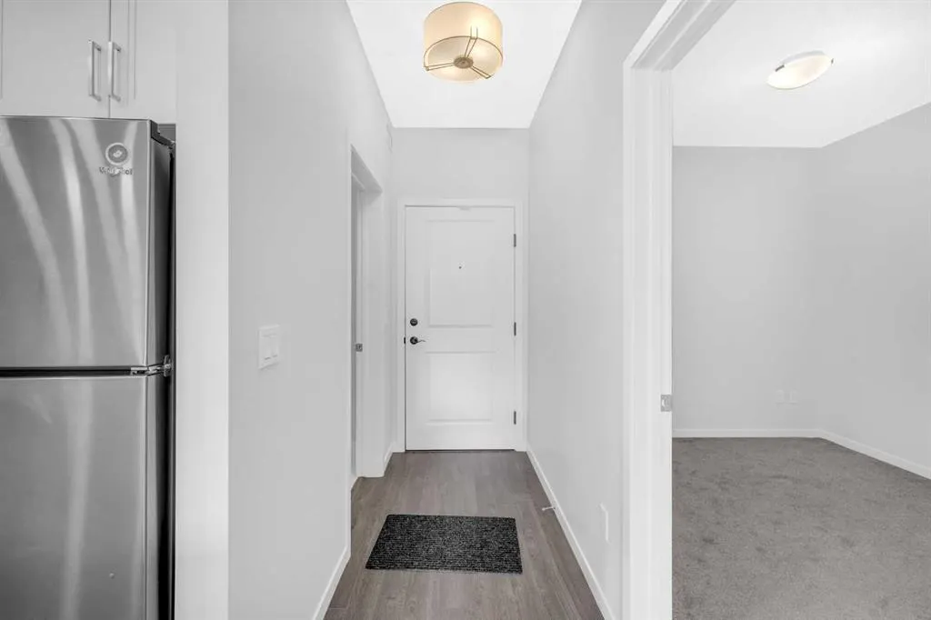 20 Mahogany Mews SE, #203