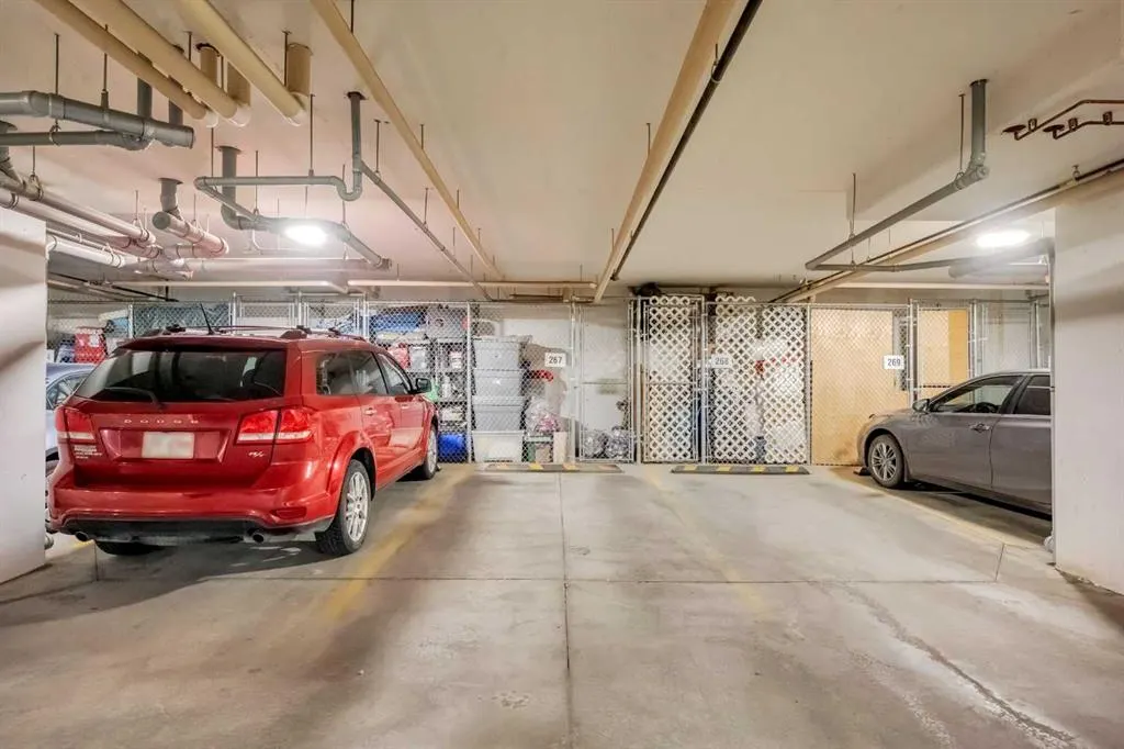 20 Mahogany Mews SE, #203