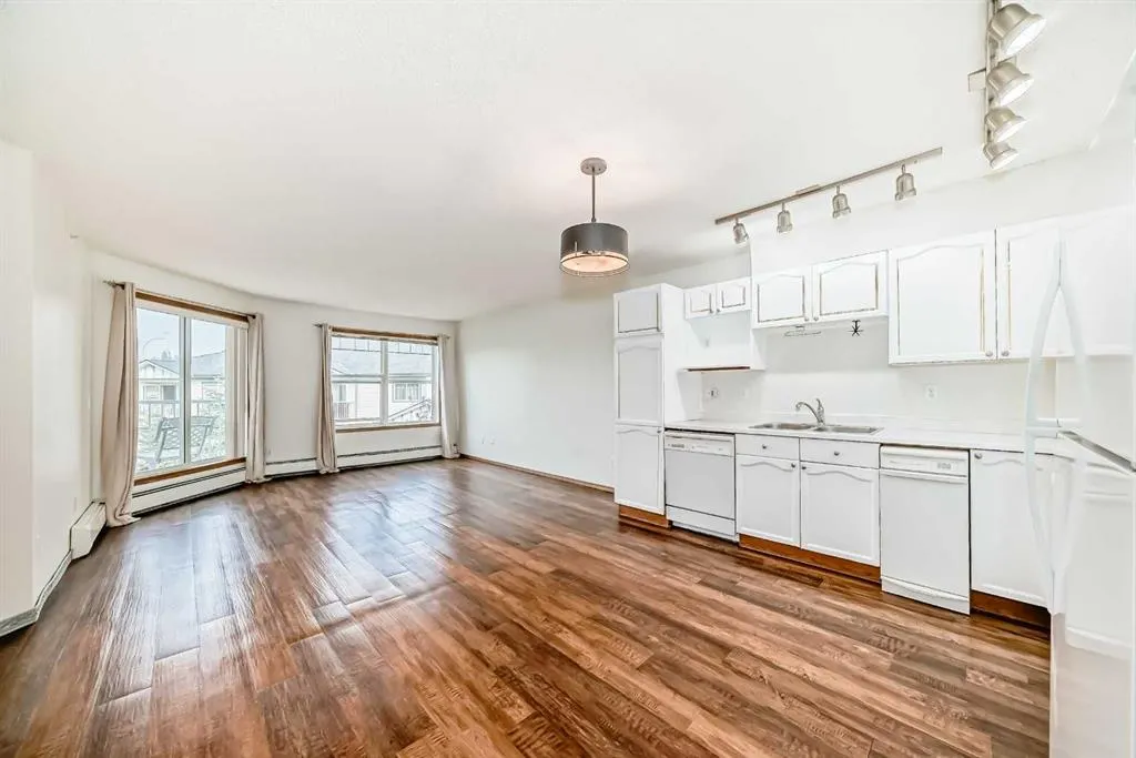 7 Somervale View SW, #304