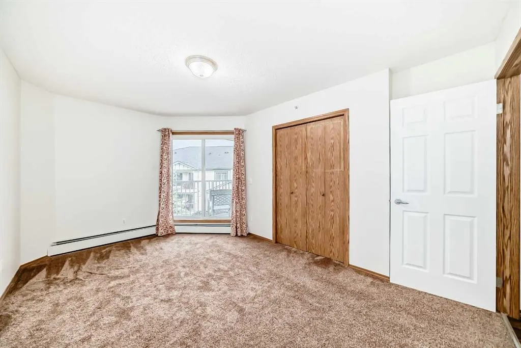 7 Somervale View SW, #304