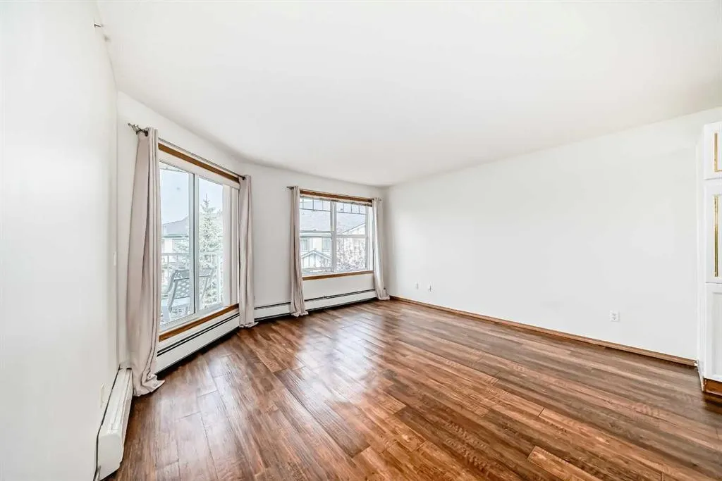 7 Somervale View SW, #304