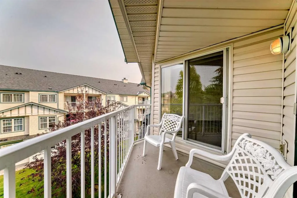 7 Somervale View SW, #304